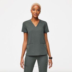 FIGS Casma Three-Pocket Scrub Top